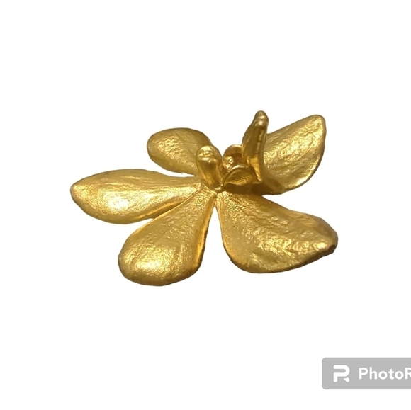 Bright Gold-Tone Orchid Flower Pin Brooch - Picture 5 of 5